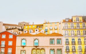 Lisbonne maisons colorees